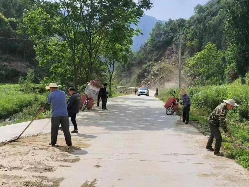 溢水镇：加强公路养护  助力乡村振兴