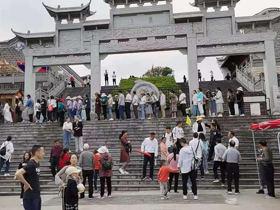 竹山开展违规收费专项整治为文旅企业减负