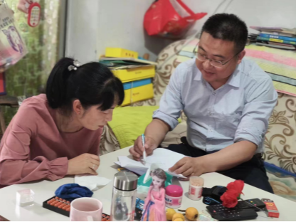 双台乡开展“一感一度一率一评价”平安创建宣传活动