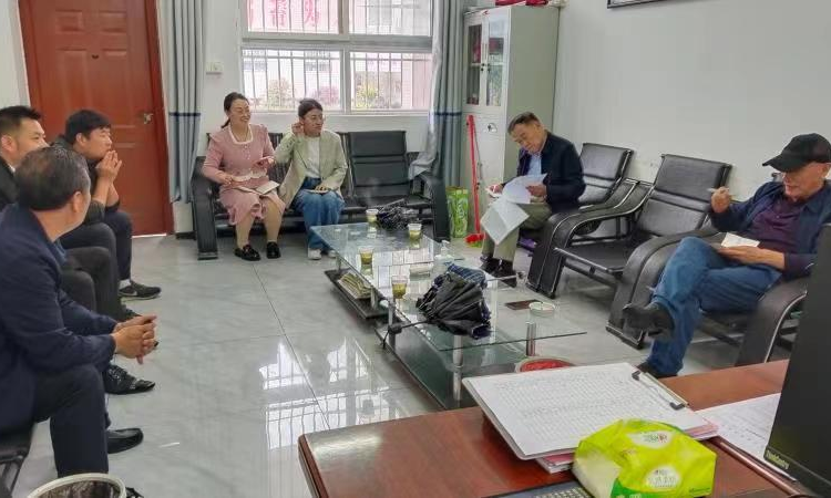 柳林鄉助學獎教專項資金理事會開展資助走訪