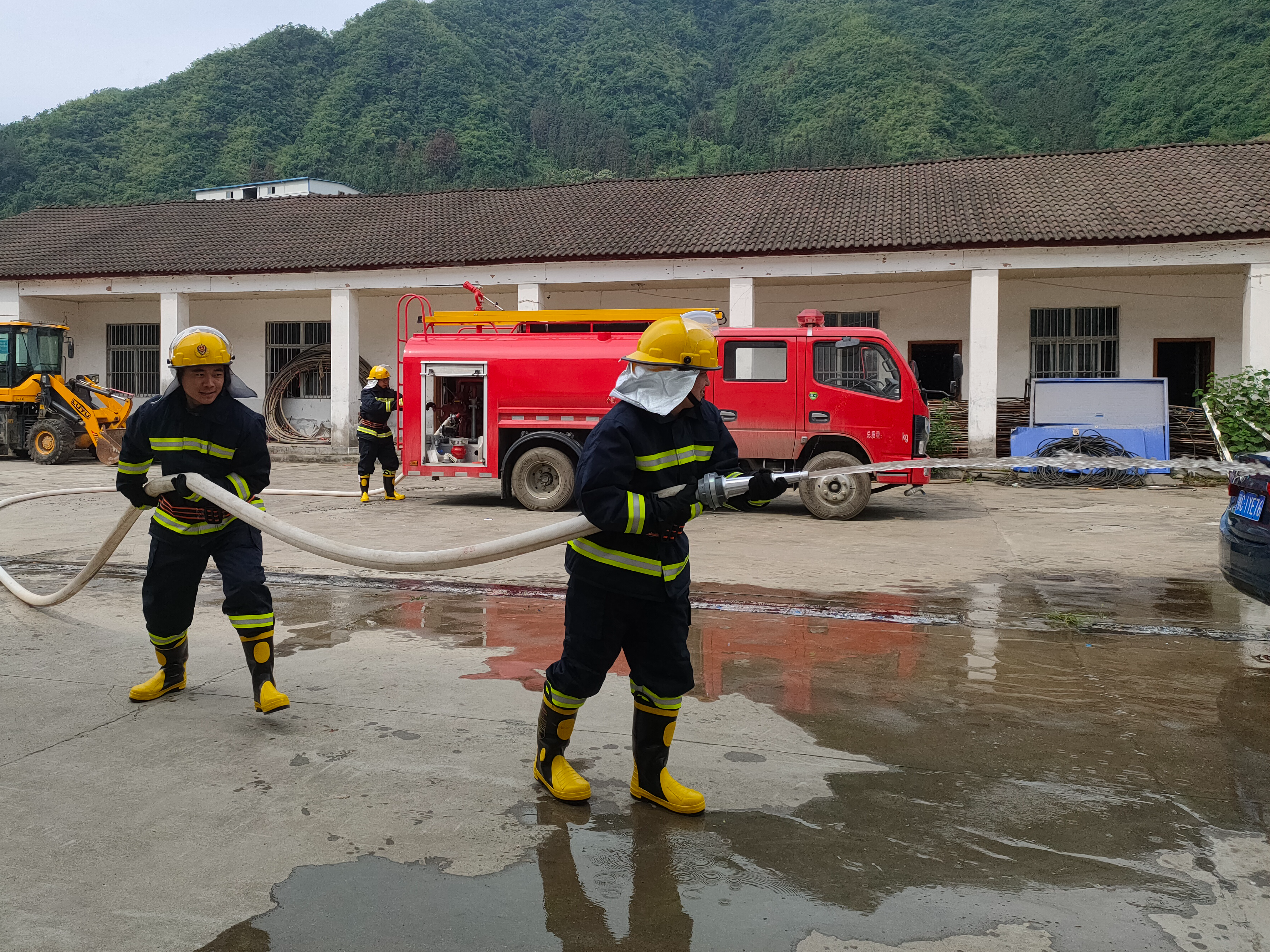 楼台乡开展消防救援应急演练