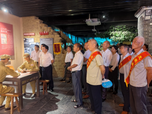 擂鼓镇：组织开展“庆七一”系列活动