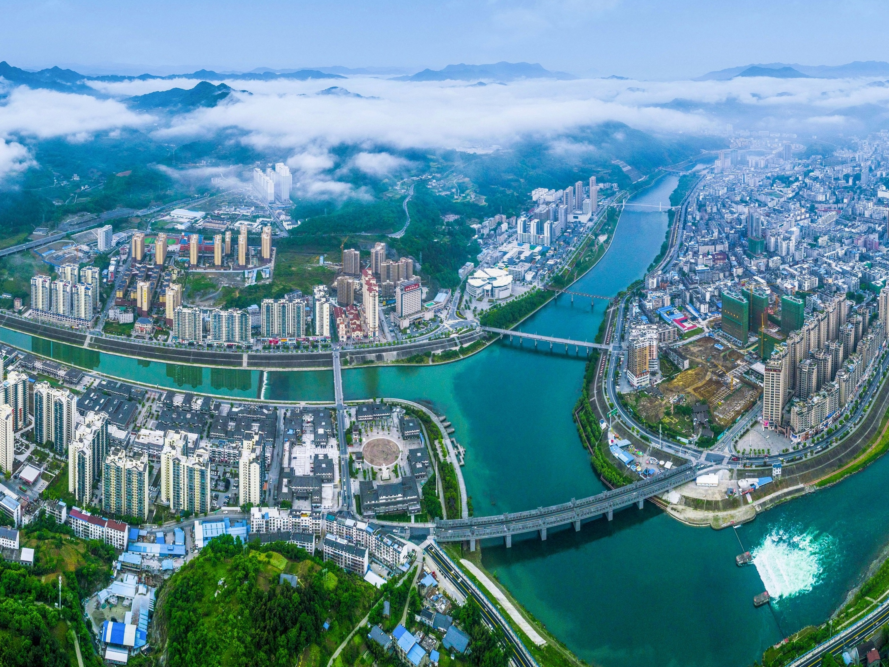 县公共检验检测中心：守好纪律底线 擦亮清廉底色