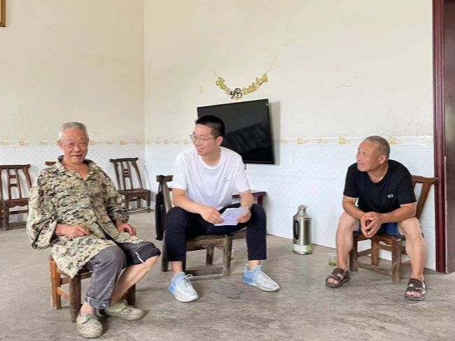 县委编办“三个坚持”扎实开展乡村振兴工作