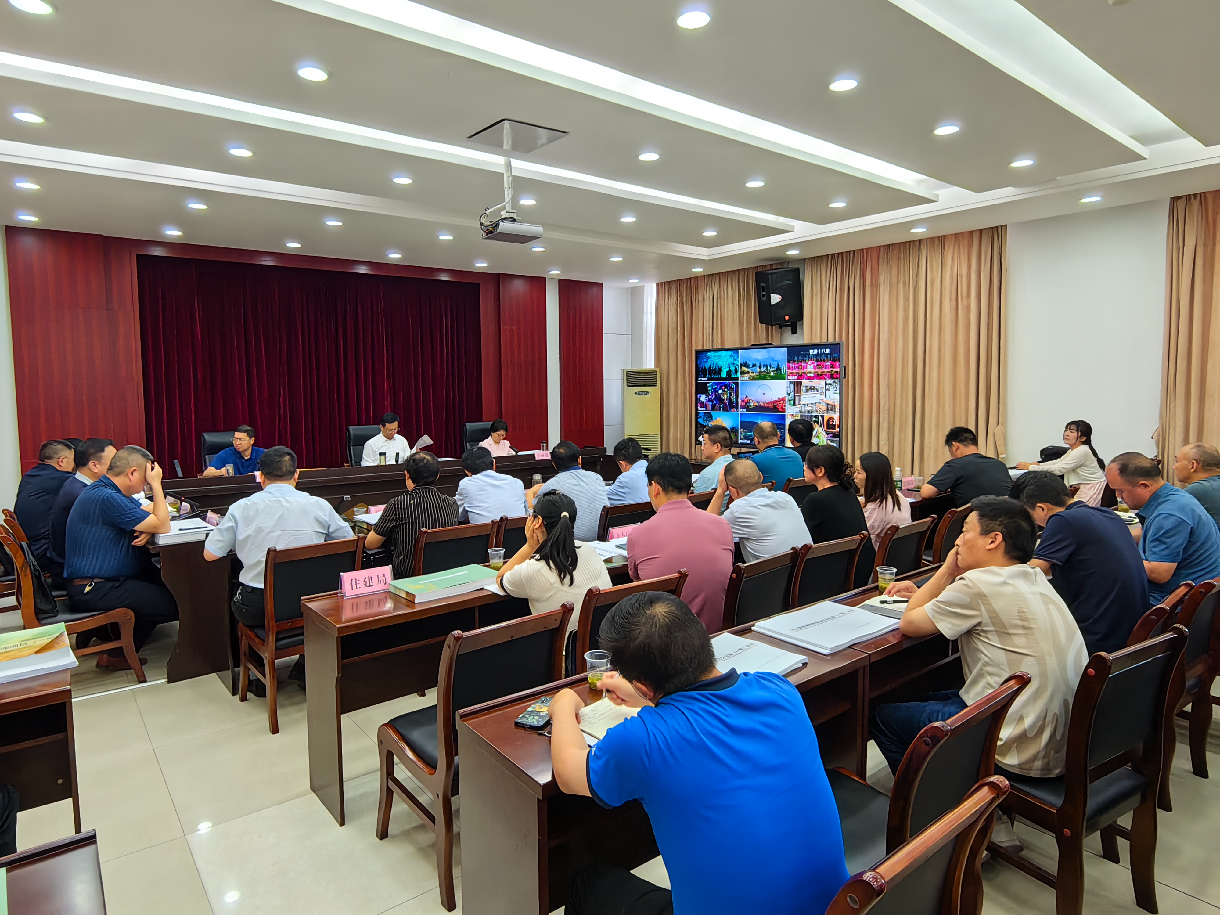 陈建平：坚持生态优先 确保一泓清水永续北送