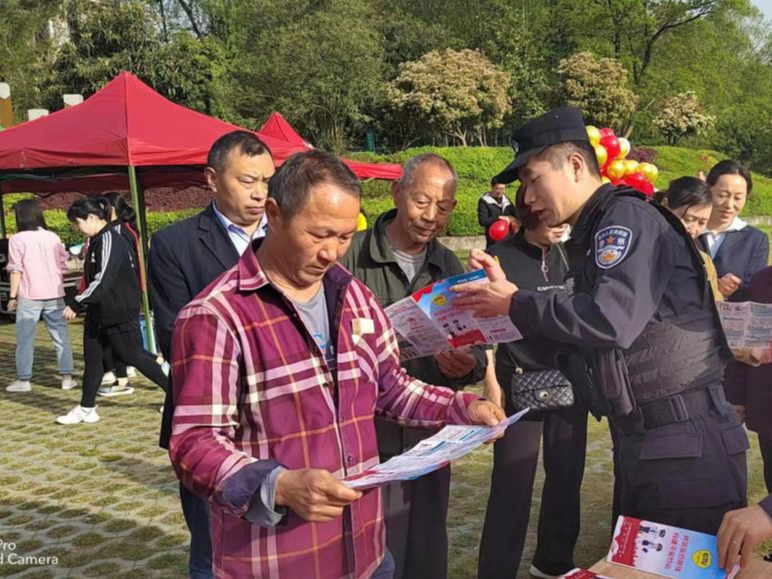 城关镇：用好“三项机制” 全力打造学法普法新高地