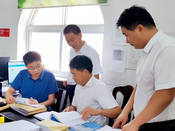 县教育局：强内审 促规范