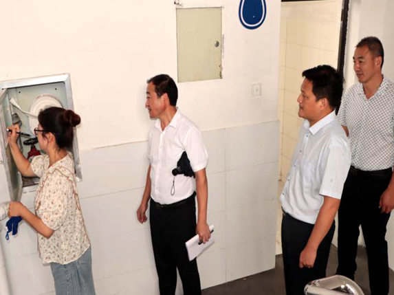 上庸镇中心学校：安全大排查 筑牢安全底线