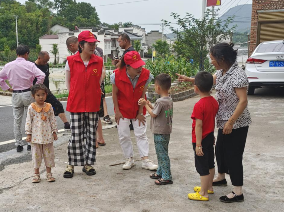 宝丰镇：打好未成年人防溺水“组合拳”