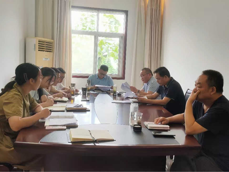 县自然资源和规划局召开新入职人员培训动员会