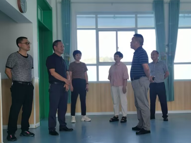 县教育督导组到溢水镇第二幼儿园开展评估工作