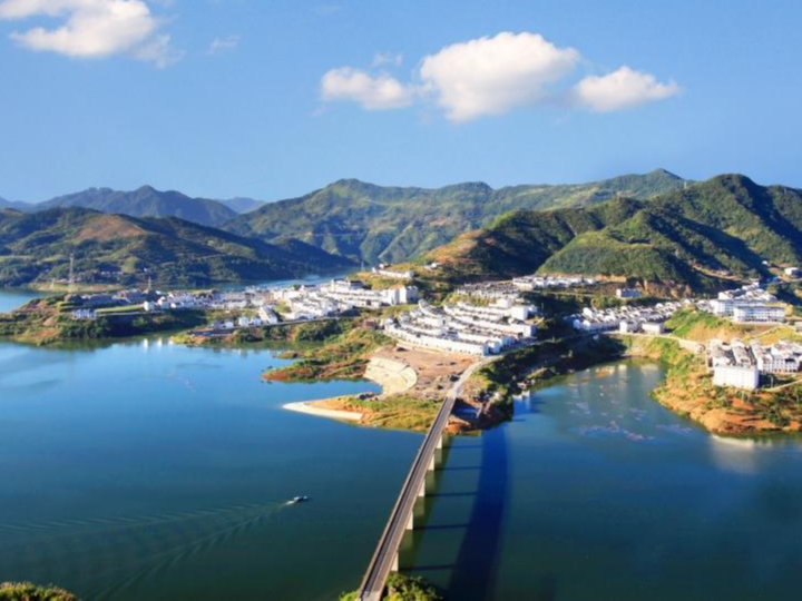 我县一名渔政巡护协助员获农业农村部表彰