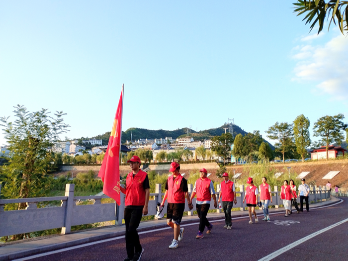 上庸镇：践行绿色环保，共护一江清水