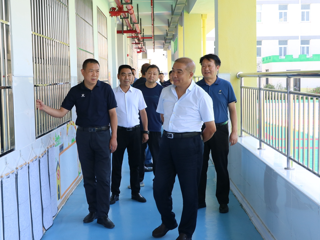 秦古镇第二幼儿园顺利完成验收