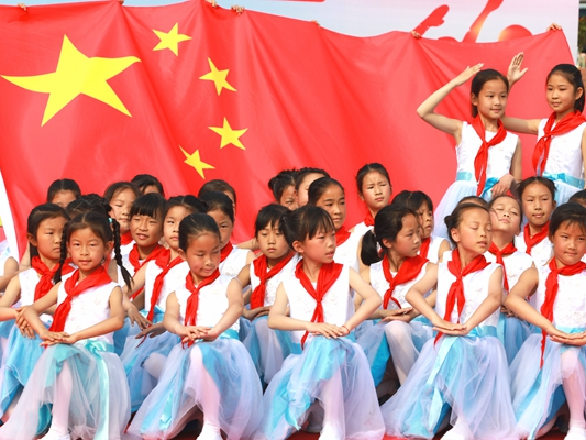 施洋小学：夯实少先队工作   传递德育正能量