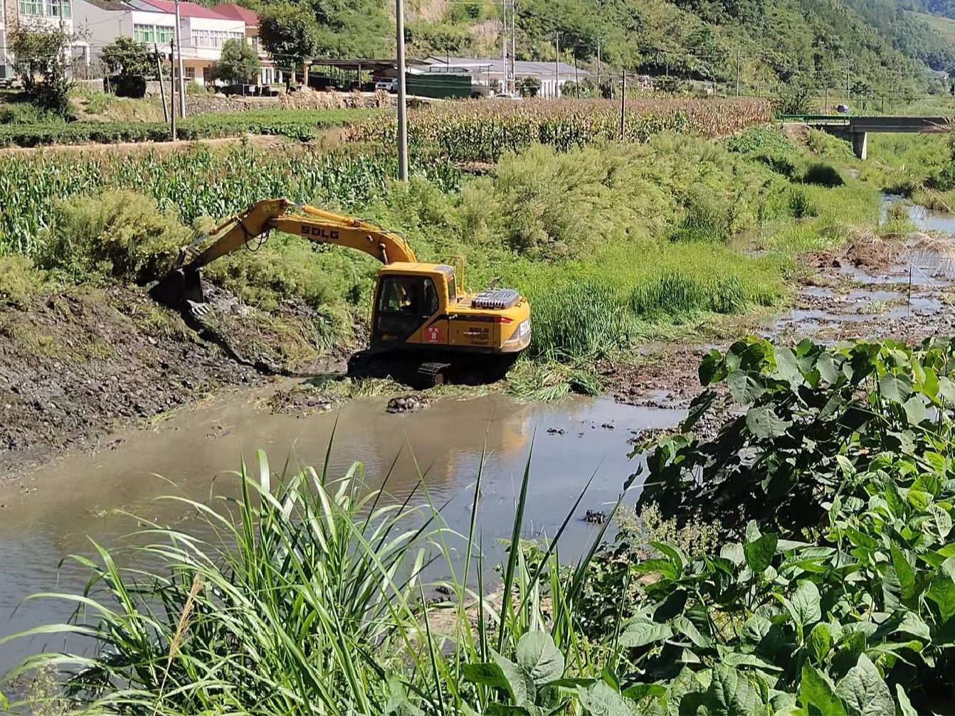 麻家渡镇：开展河道治理 保护生态利民生