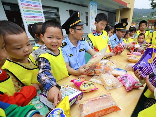 宝丰镇：食安宣传进校园  舌尖安全筑防线