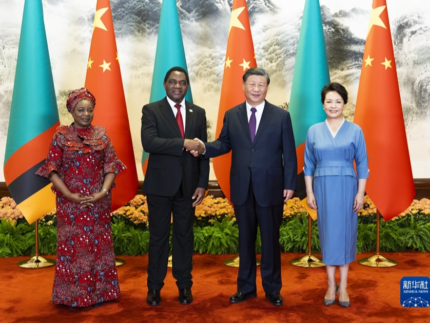 习近平同赞比亚总统希奇莱马会谈