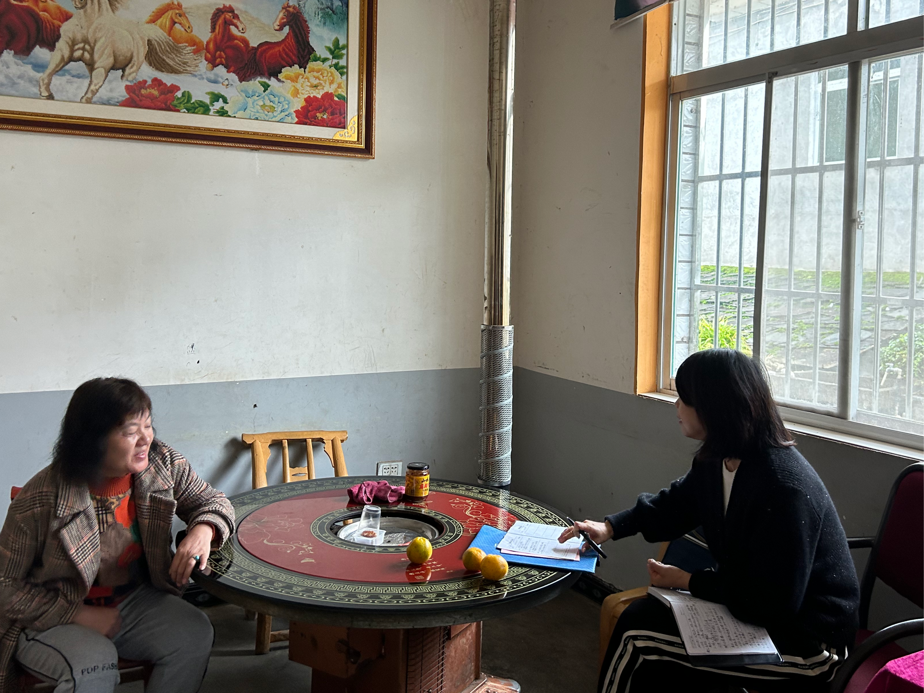 县公共检验检测中心：开展“户户走到”　传递温暖爱心