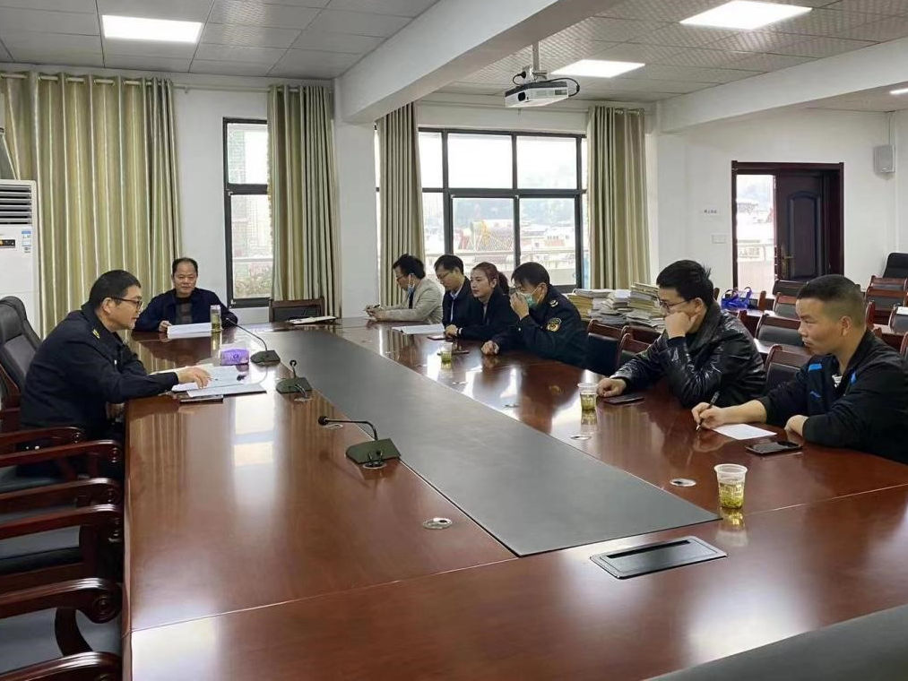 县市场监管局开展柔性执法监管