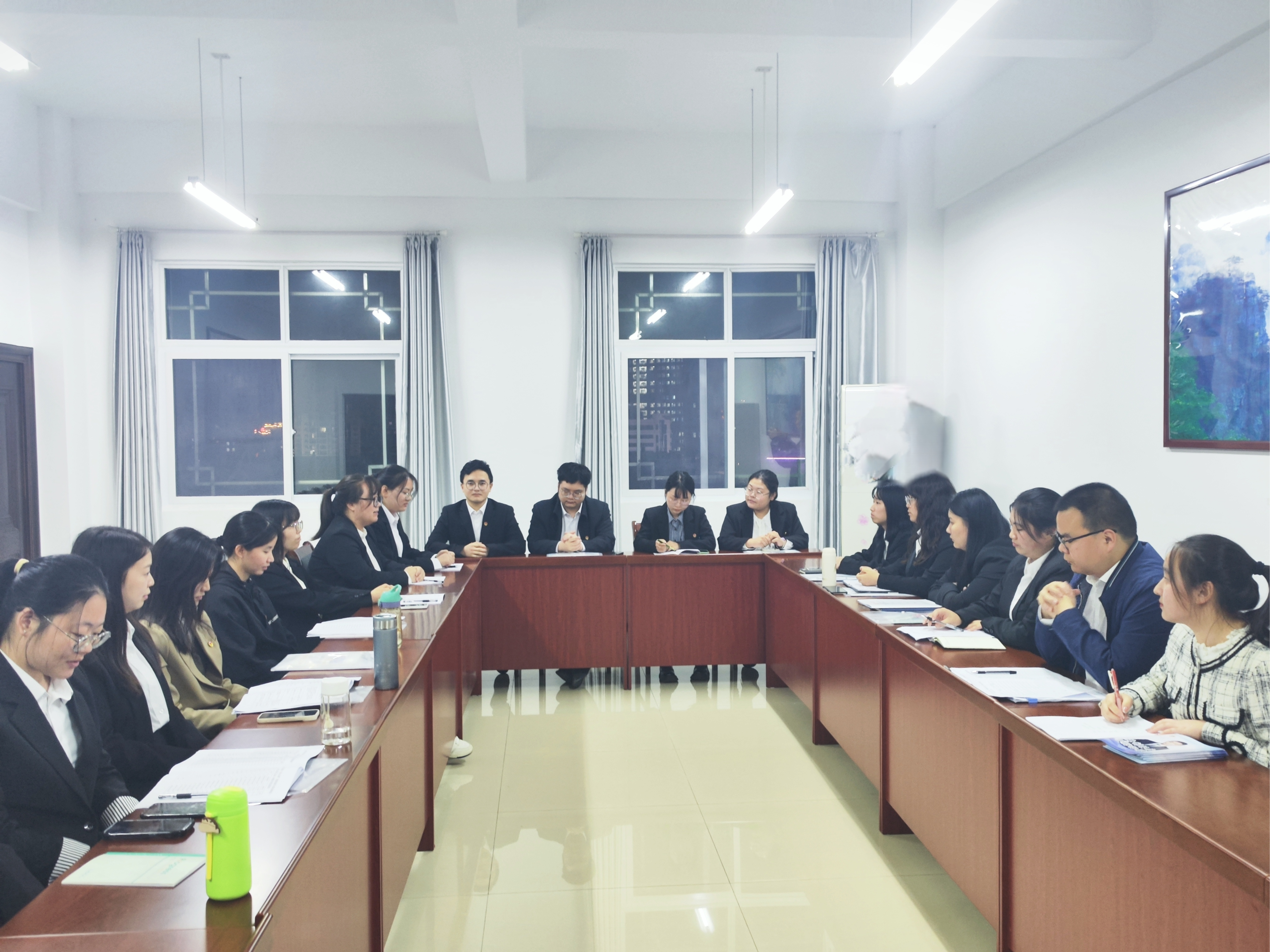 我县召开西部计划志愿者座谈会