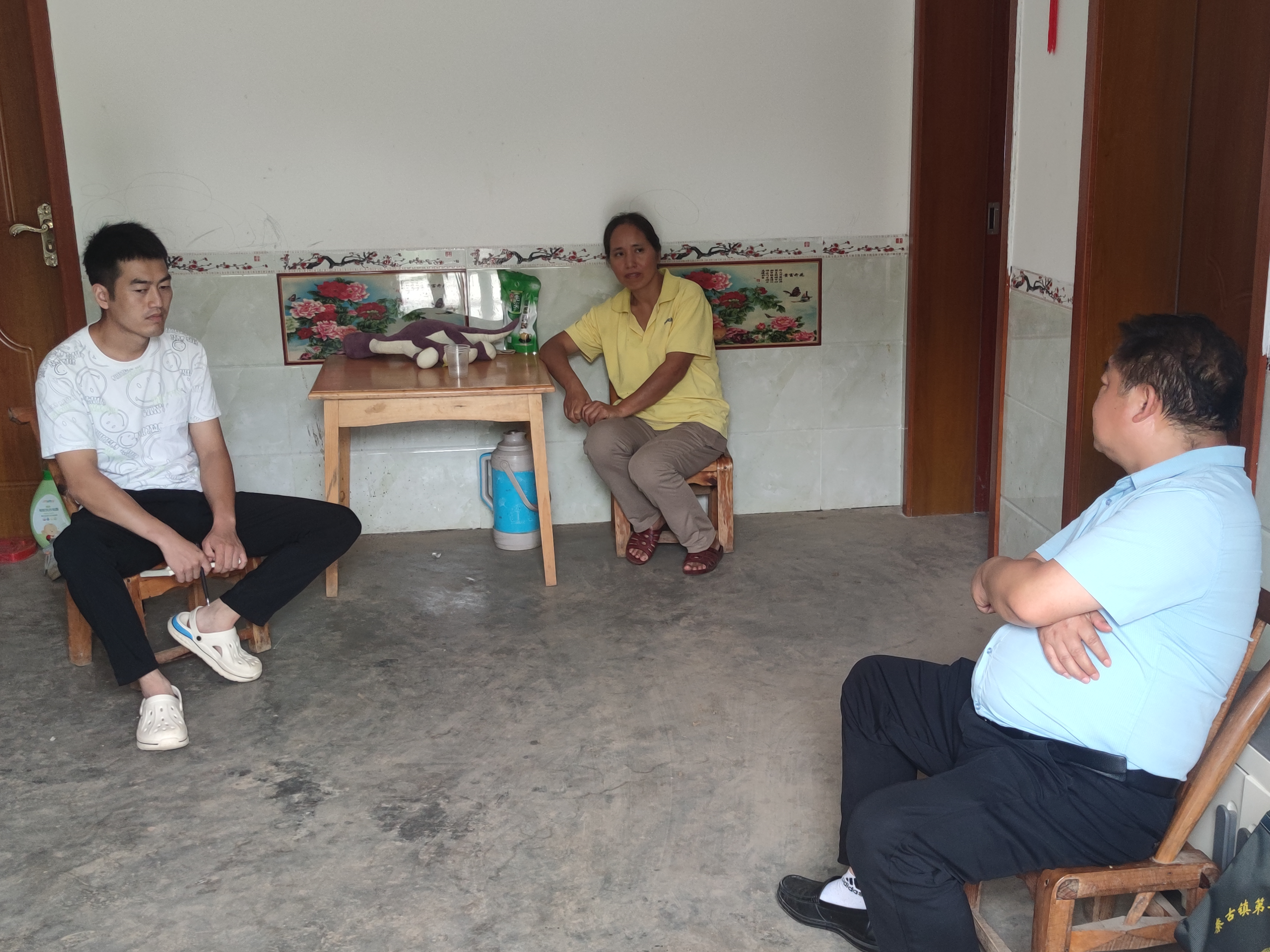 秦古镇：“雨露计划”惠学子 减负助学暖人心