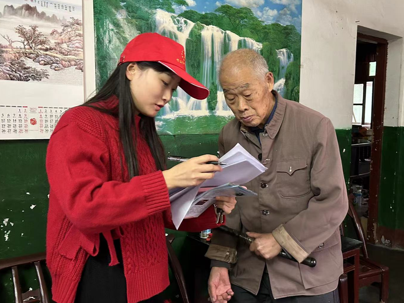 县公共检验检测中心开展普法宣传进社区活动