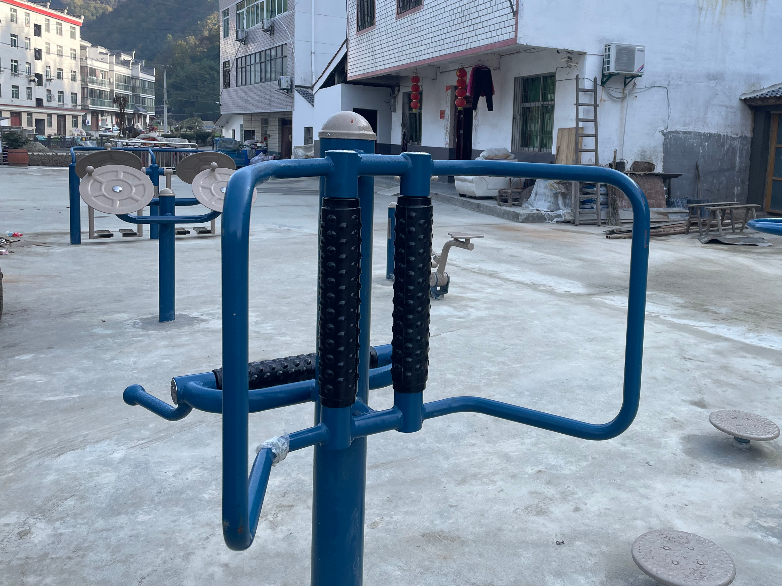 楼台乡：驻村帮扶显担当 文化捐赠助振兴