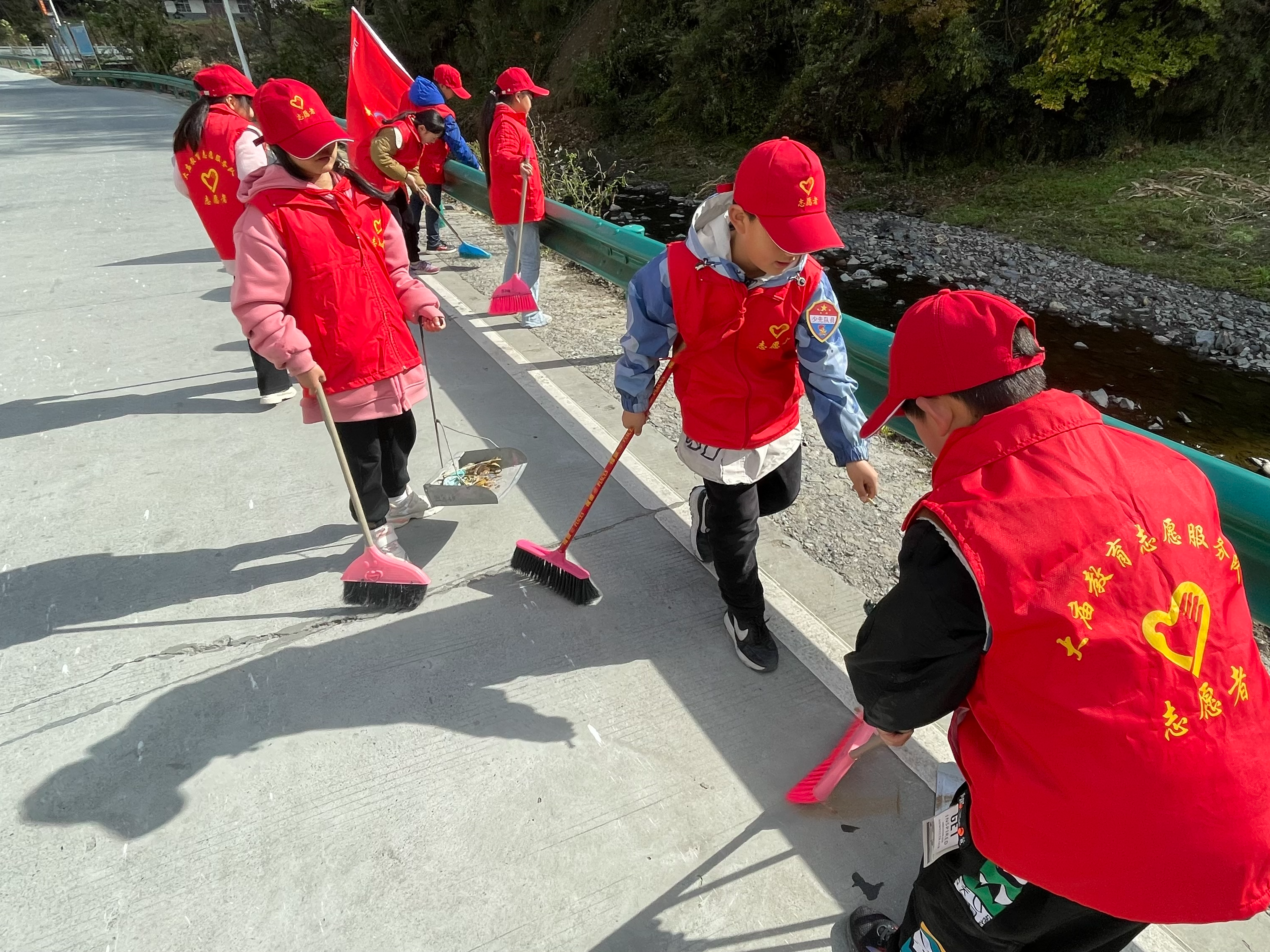 大庙乡:环境卫生整治 我们在行动
