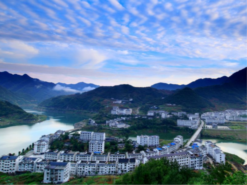 官渡镇村级挂牌实现一站多能