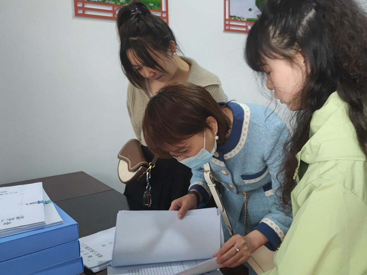秦古镇中心学校护航学生心理健康