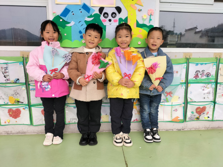上庸镇中心幼儿园：知恩于心  感恩于行