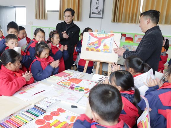 上庸镇中心学校：深度调研精把脉  科学指导促发展