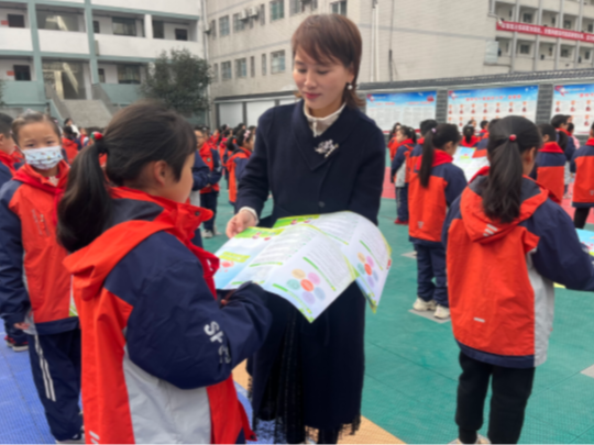 竹山县启动未成年人心理健康宣传月活动