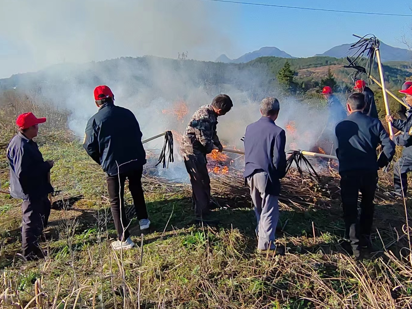 秦古镇：火灾防控“四到位” 筑牢冬季安全“防火墙”