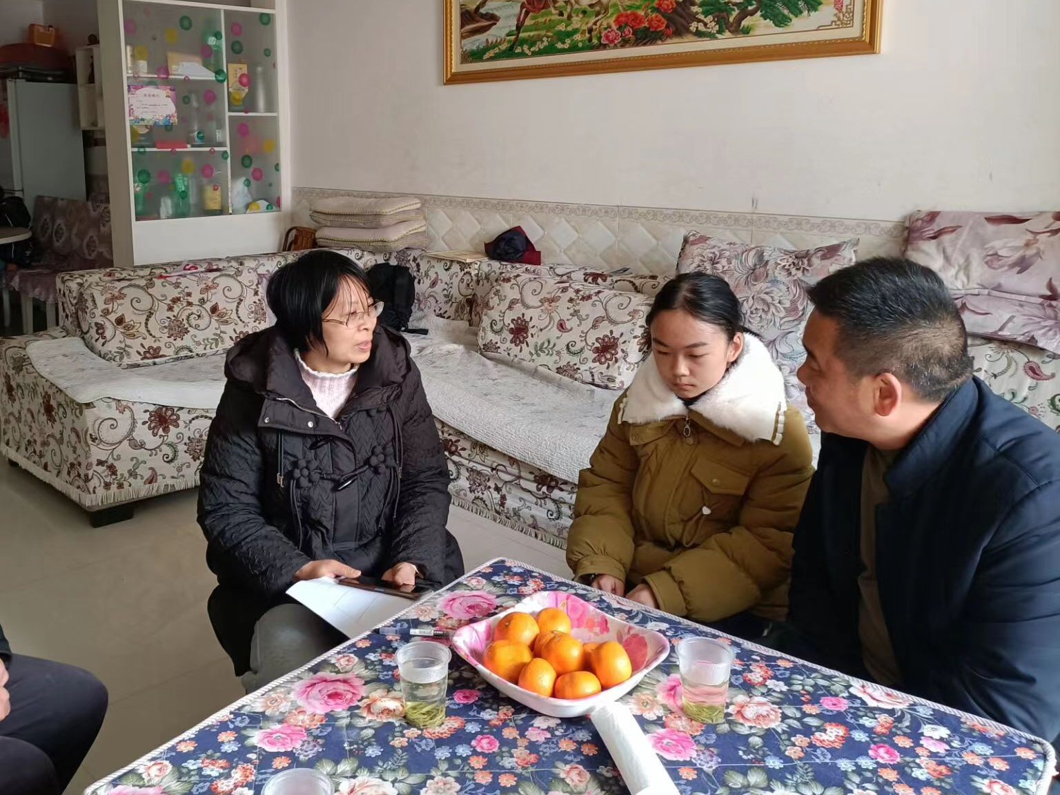 溢水镇教师假期家访送温暖