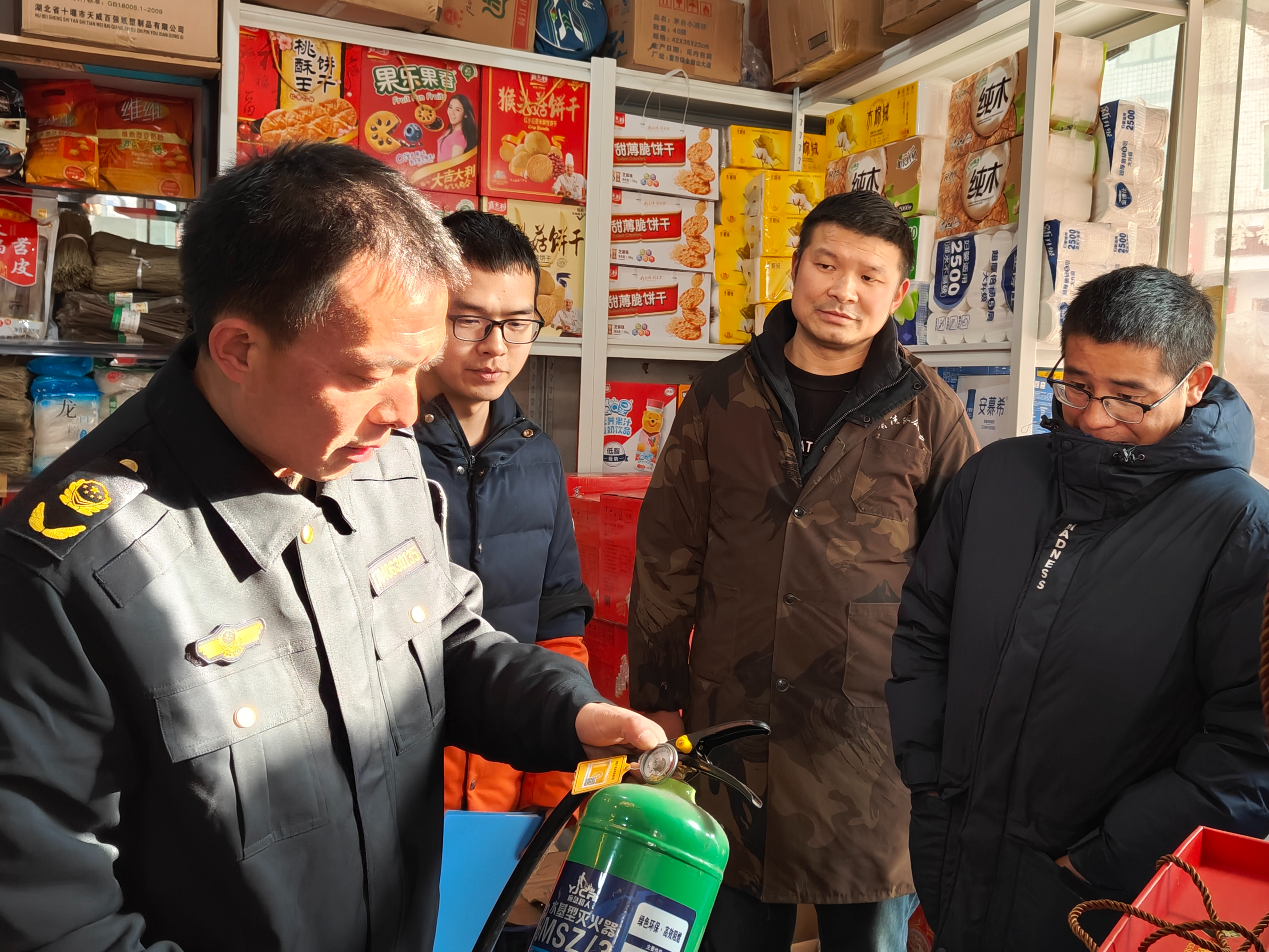 得勝鎮：“企企走到”查隱患  宣傳引導保安全