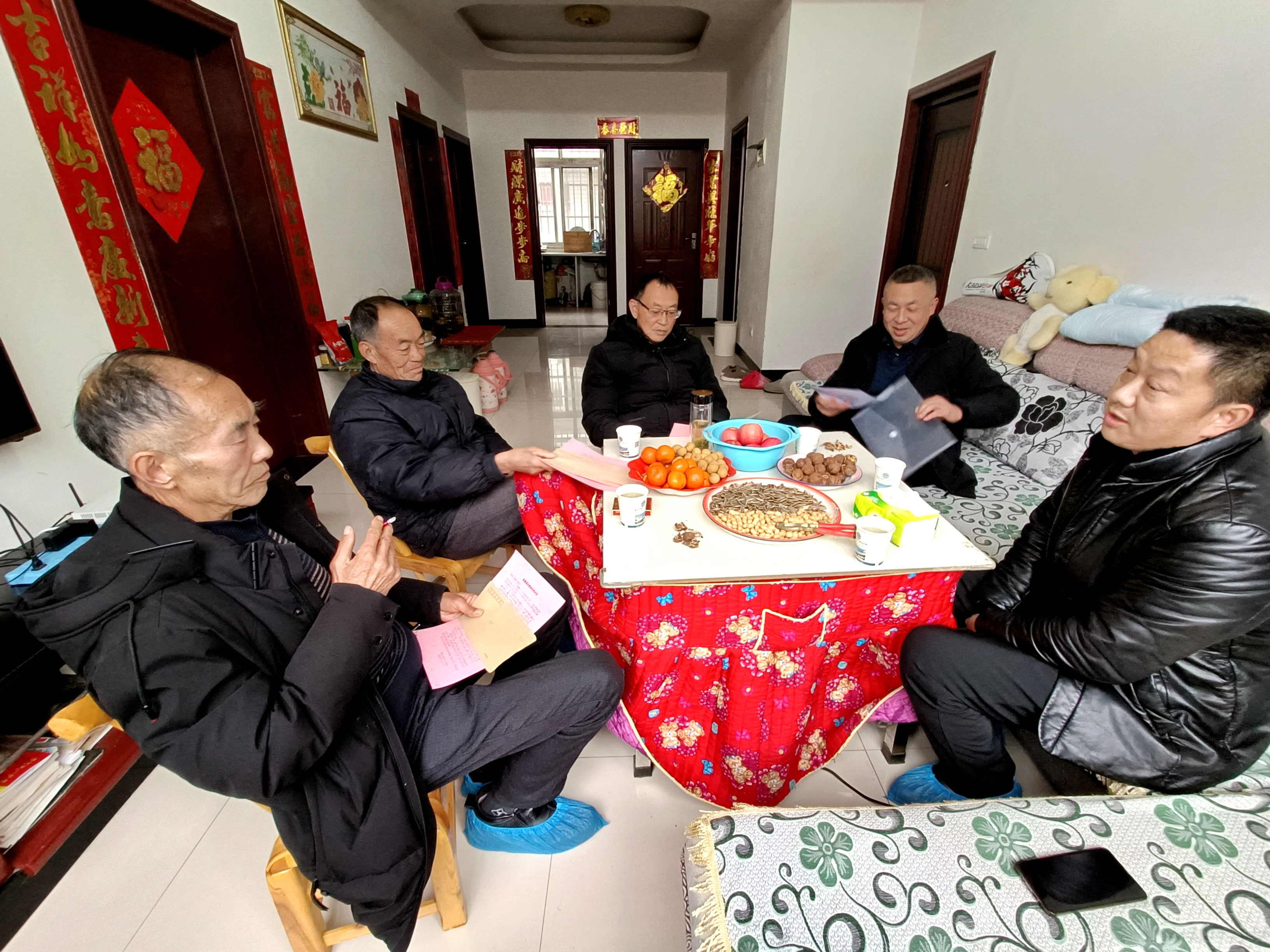 柳林乡中心学校：年终慰问送温暖