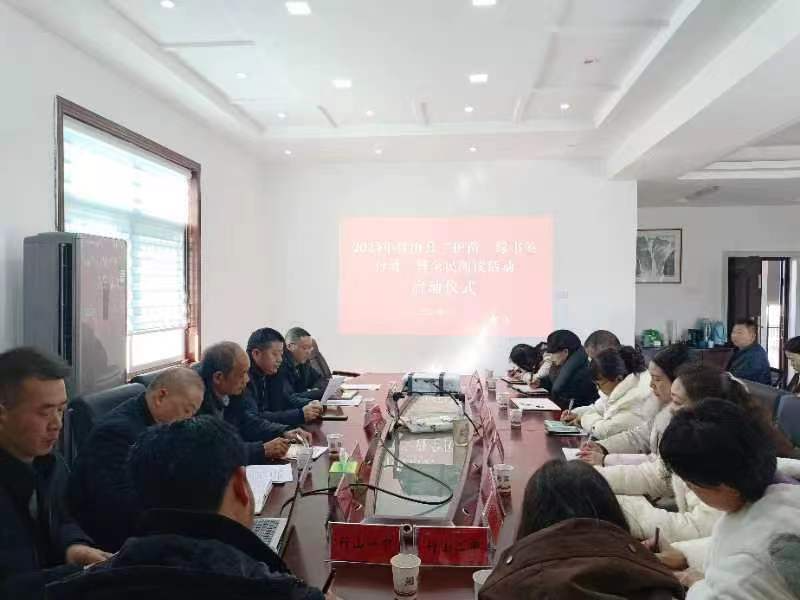 我县开展“护苗·绿书签行动”暨全民阅读活动