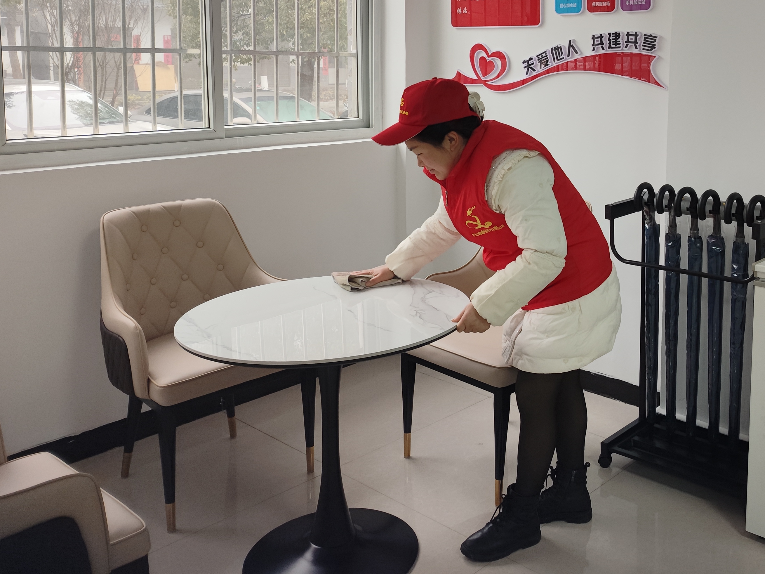 文峰乡：当好驿站“店小二” 服务广大奋斗者