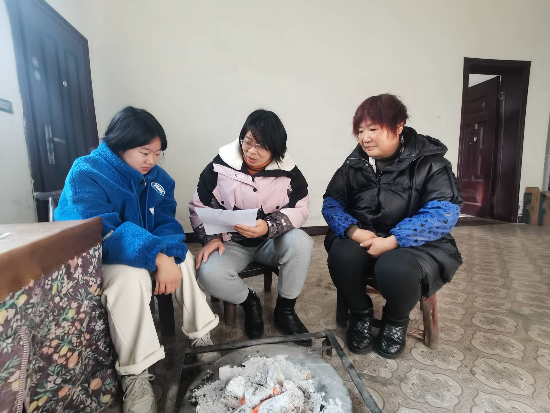 溢水中学：手写评语送到家