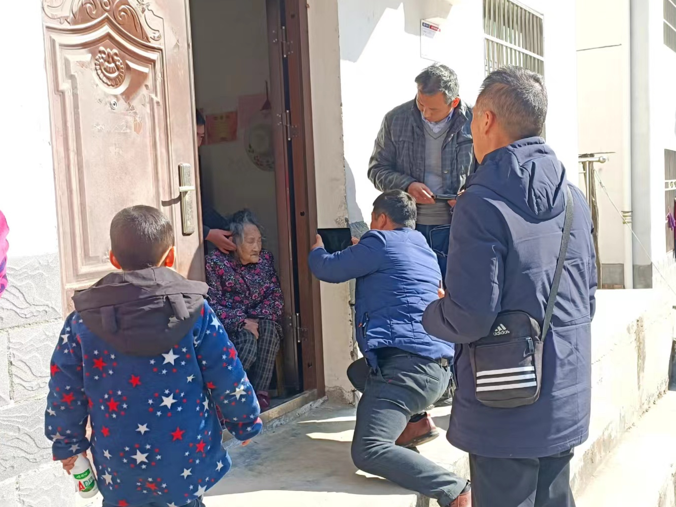 楼台乡：入户激活社保卡   贴心服务暖人心