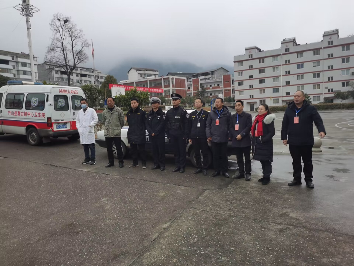 秦古镇为模拟中考提供周到服务