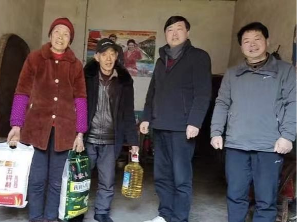 机关工委：节前走访全覆盖