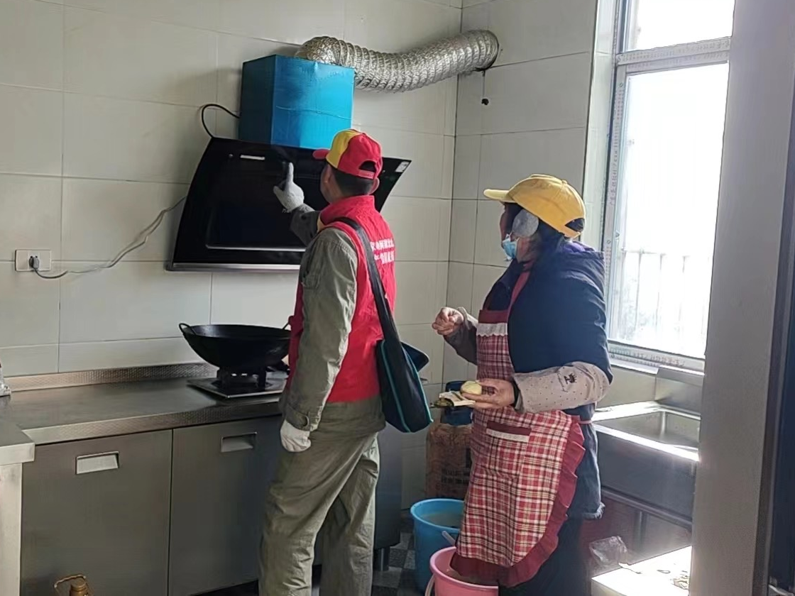 竹山供电公司开展节前重要用户用电安全检查