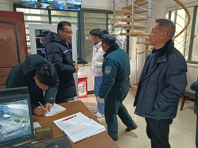 竹山一中： 加压加力加责  护航校园安全