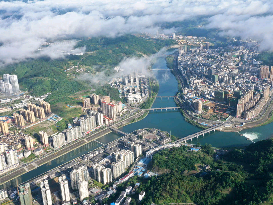 竹山县：数字赋能 撑起养老安幼平安伞