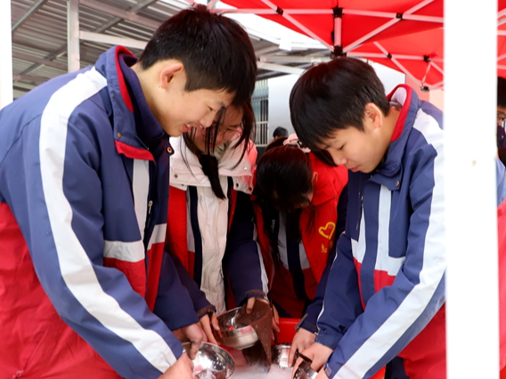 麻家渡镇：优化餐厅管理 发挥育人功能