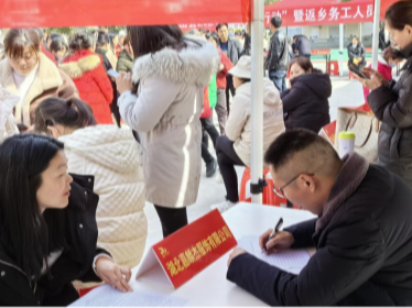 县人社局：春风送岗到门口   招聘服务不停歇