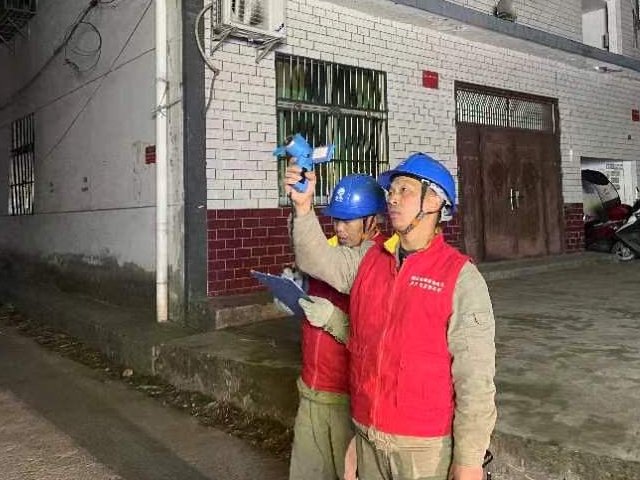 竹山供电公司：应对雨雪天气保供电